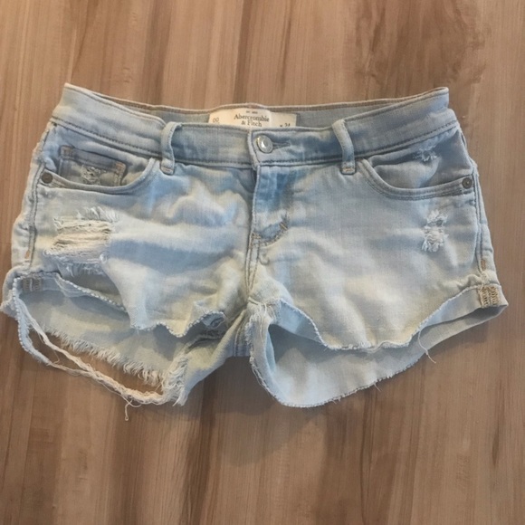 Abercrombie & Fitch Pants - Abercrombie & Fitch shorts size 24